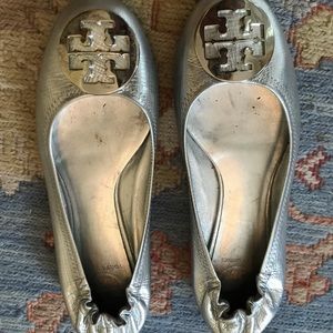 Tory Burch flats silver